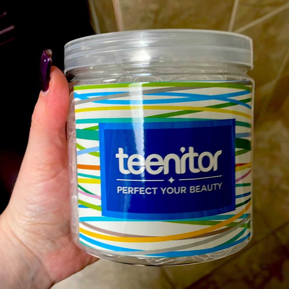 Brand New/Full Tub of Teenitor Rubber-band Hair Ties